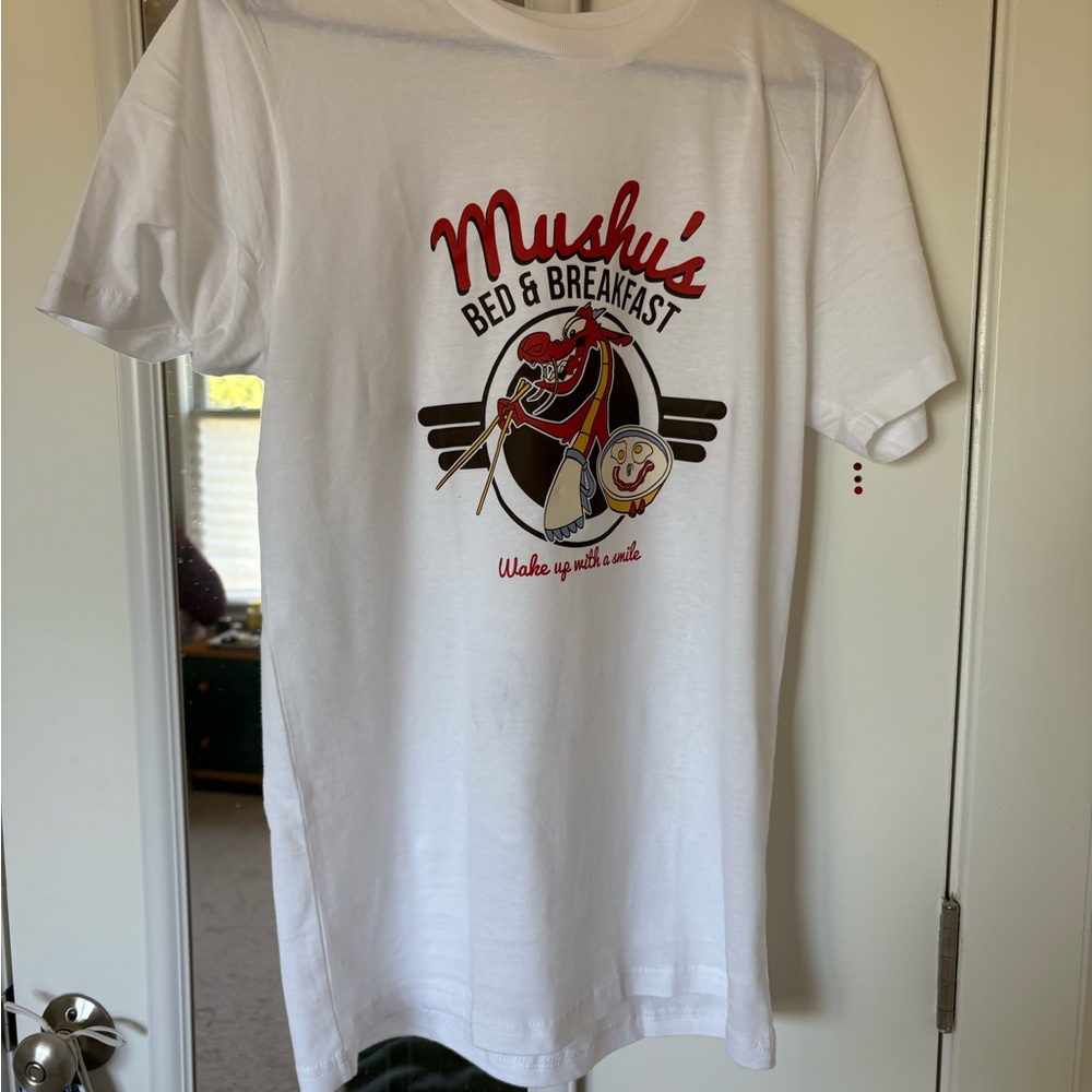 Disney Mulan Mushu shirt size small